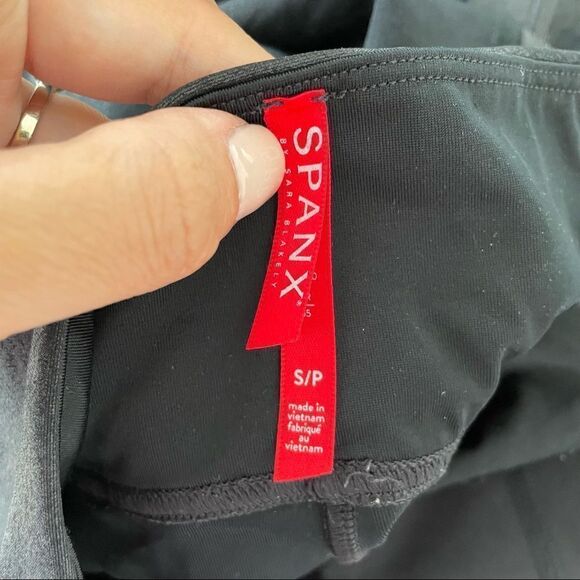 Spanx Faux Leather Leggings - Picture 7 of 10